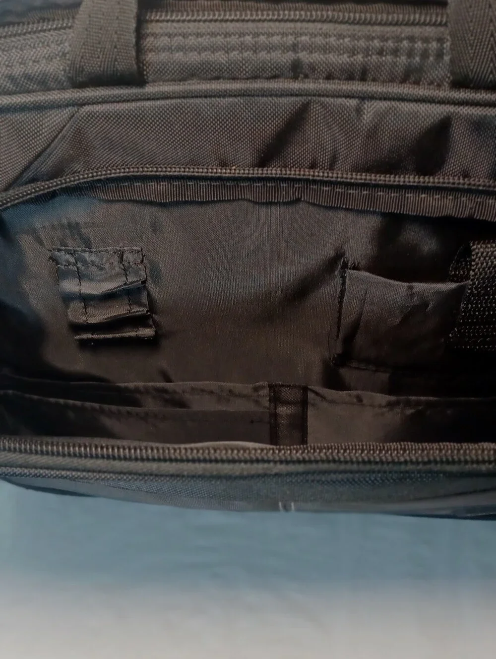 Targus Intellect Black Breifcase With Padded Laptop Area, Front Organizer Pocket